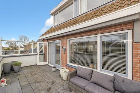 Leeuwenhorst 2 secondary image