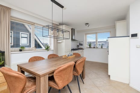 Leeuwenhorst 2 tertiary image