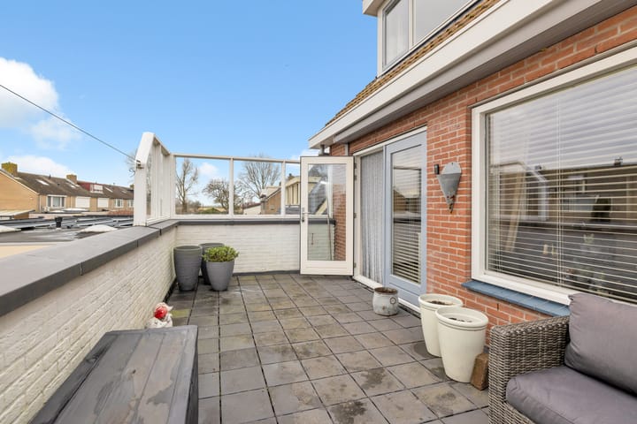 Photo 16 of Leeuwenhorst 2