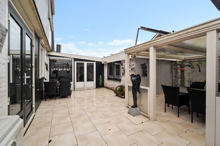 Foto 35 van Irisstraat 1