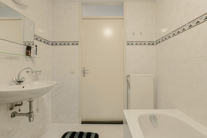 Foto 30 van Ina Dammanstraat 17