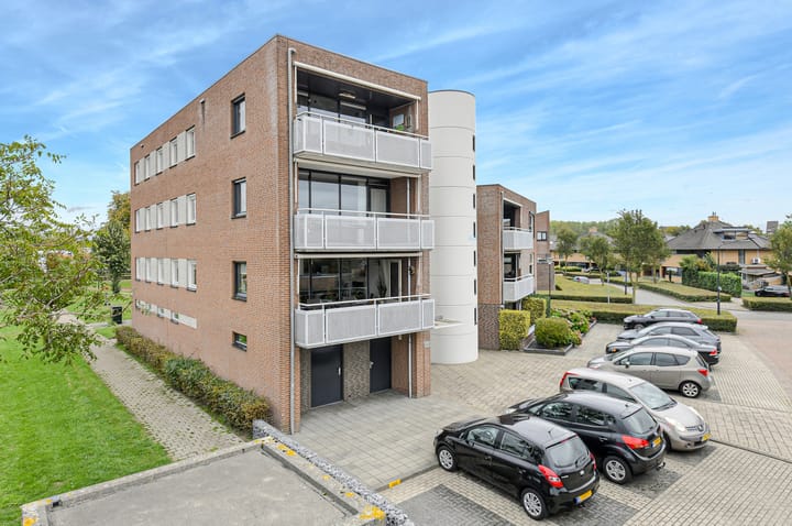 Foto 37 van Ina Dammanstraat 17