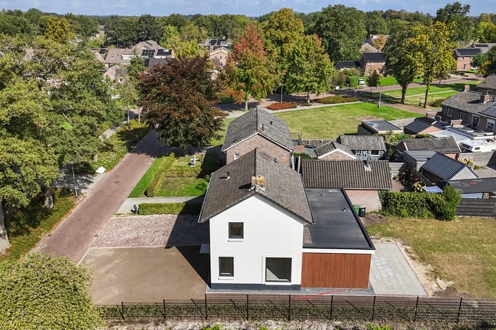 Foto 43 van Beatrixlaan 2