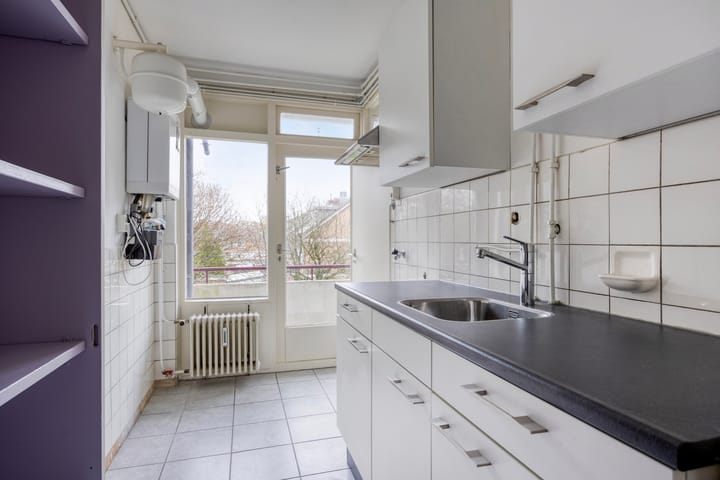 Photo 3 of Van Galenstraat 65-2