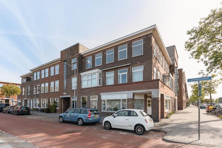 Foto 2 van Loenenseplein 16