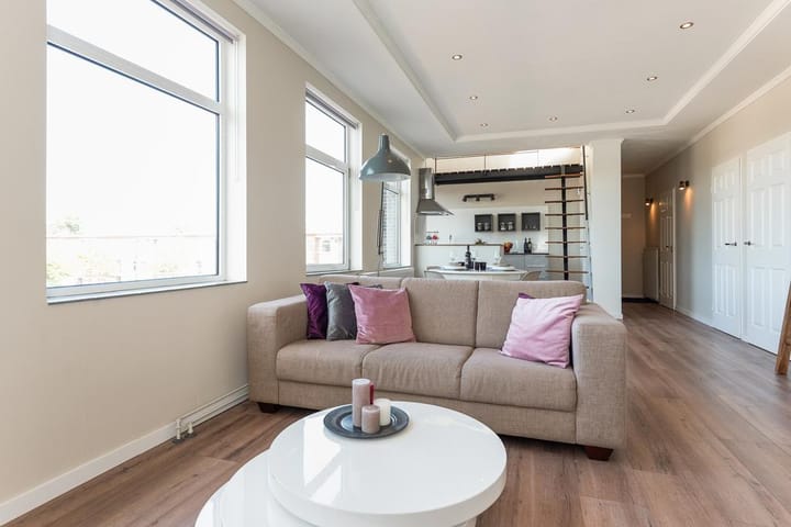 Foto 10 van Loenenseplein 16