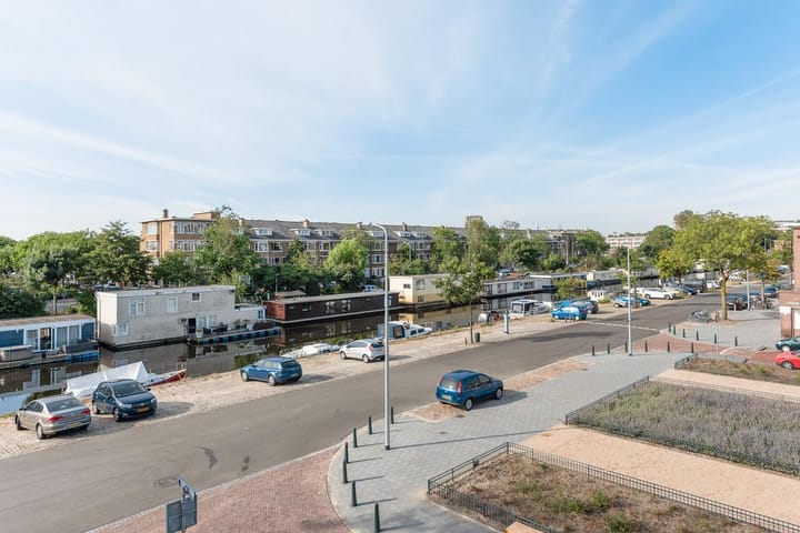 Foto 11 van Loenenseplein 16