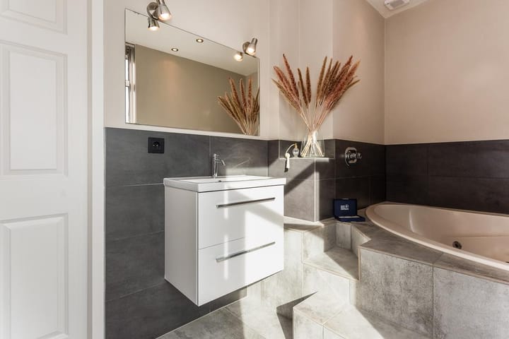 Foto 24 van Loenenseplein 16