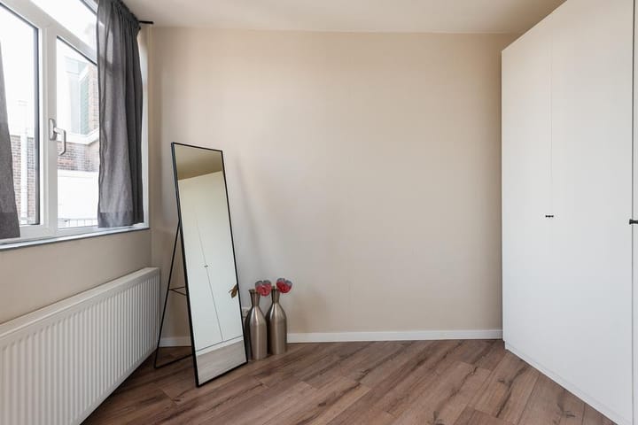 Foto 32 van Loenenseplein 16