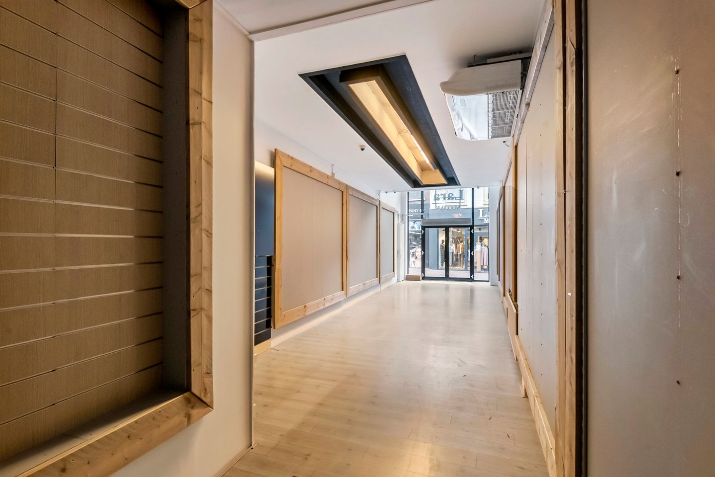 View photo 3 of Waterstraat 51