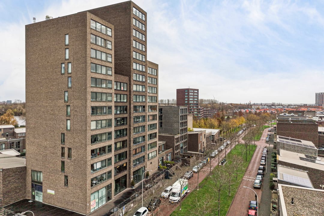 Photo 38 of Weidevogellaan 178