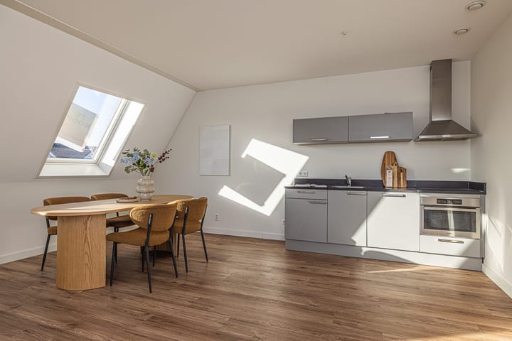 Photo 17 of Meeroever 89