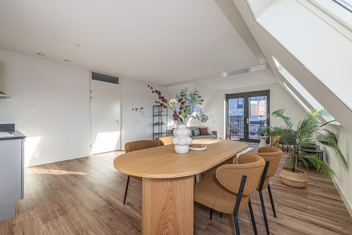 Photo 20 of Meeroever 89