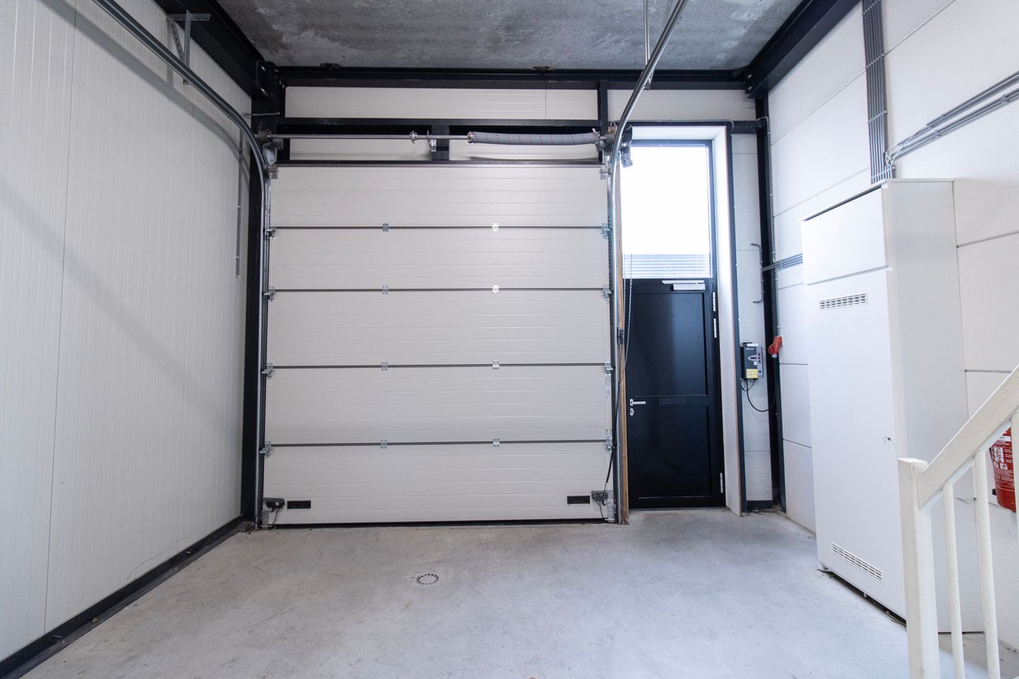 View photo 3 of Industrieweg 4-M