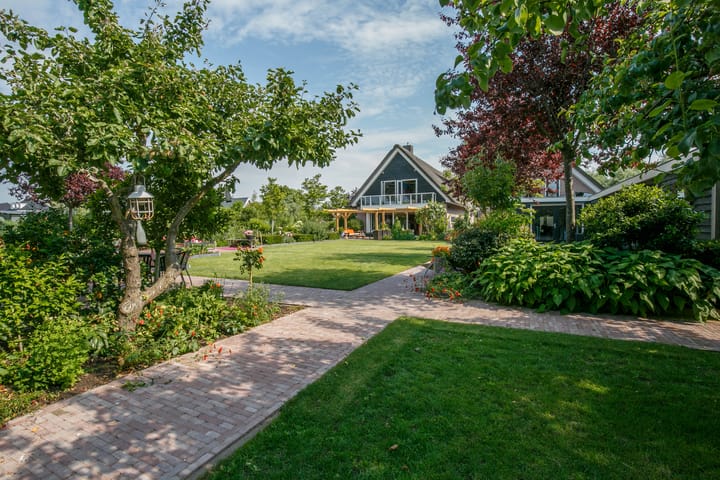 Photo 56 of Tiendweg 28