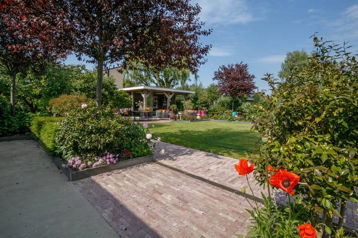 Photo 62 of Tiendweg 28