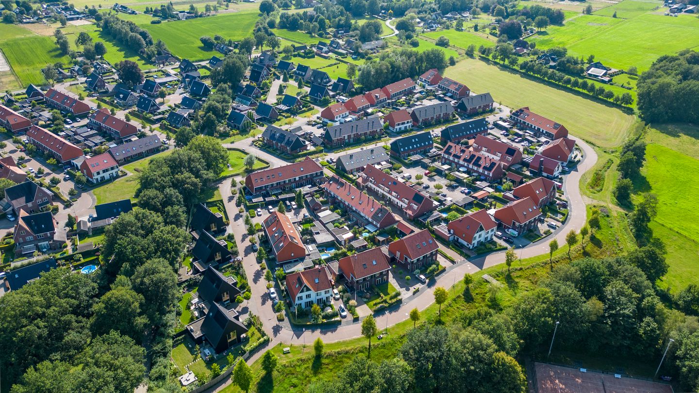 Photo 4 of Op het Veld 6