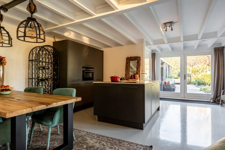 Photo 47 of Tiendweg 28