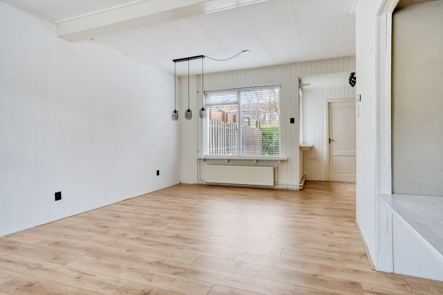 Photo 5 of Ubbo Emmiusstraat 28