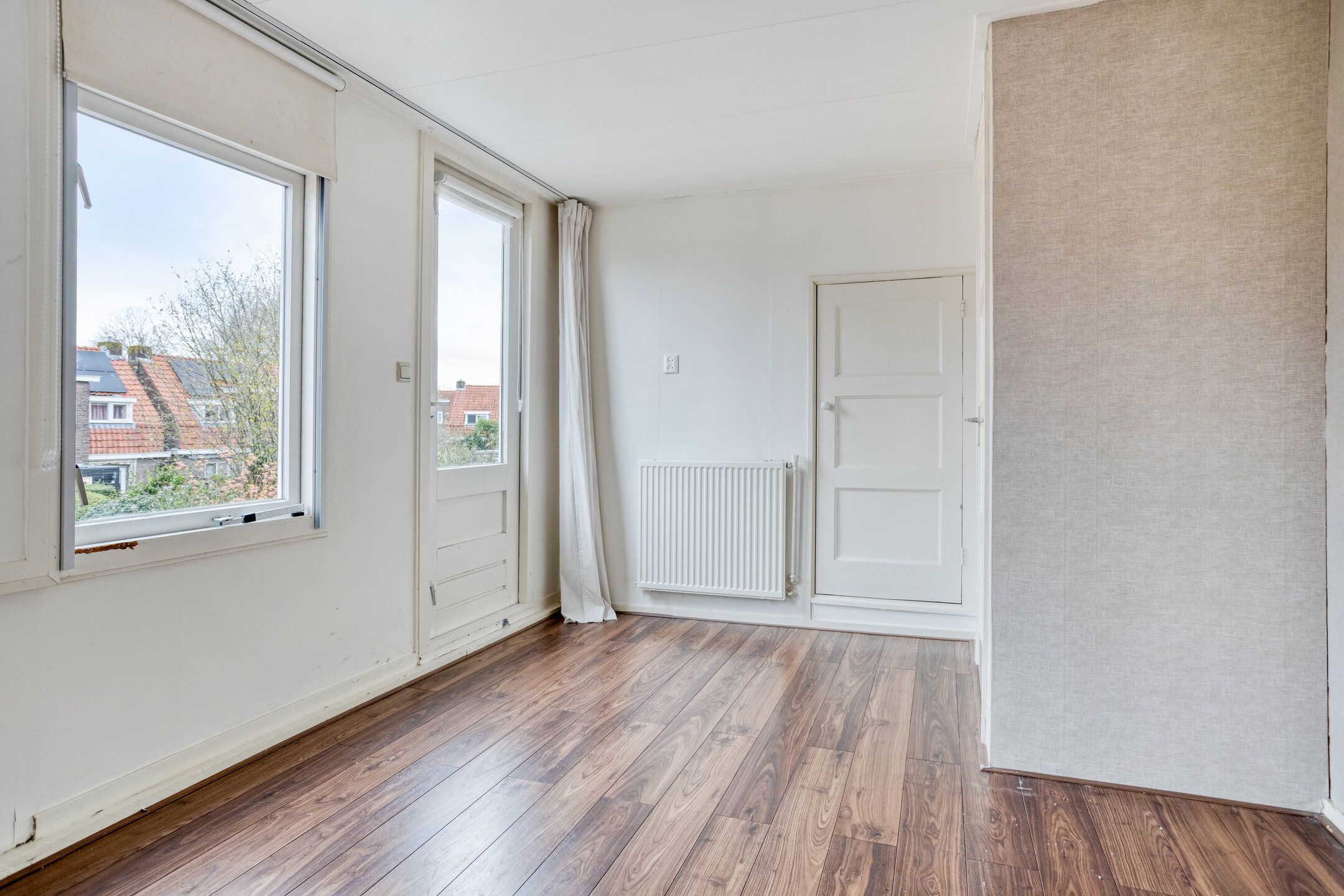 Photo 21 of Ubbo Emmiusstraat 28
