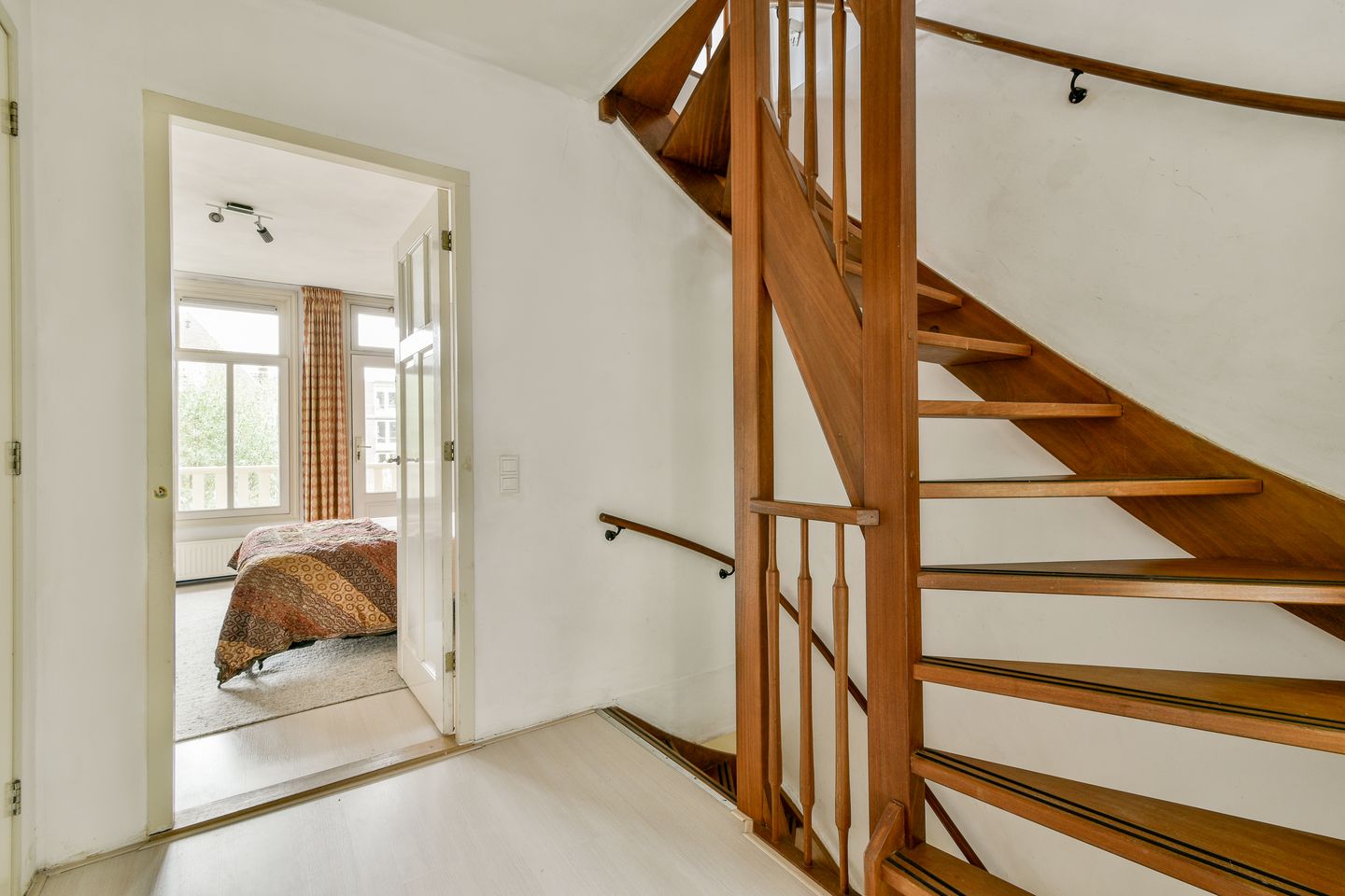 Foto 14 van Schinkelhavenstraat 19-A