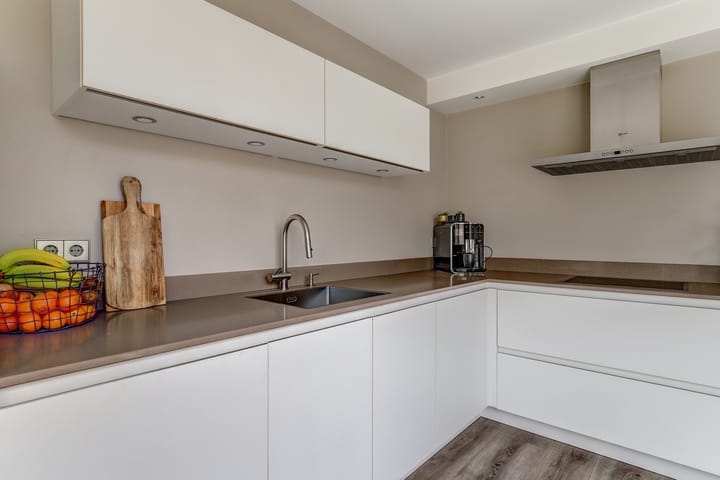 Foto 15 van van Heemstraweg 64