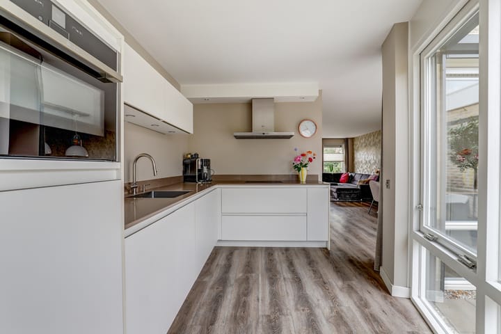 Foto 16 van van Heemstraweg 64