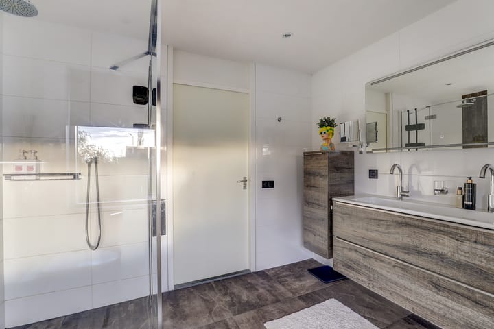 Foto 30 van van Heemstraweg 64