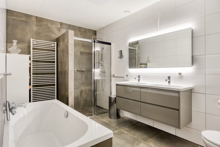 Foto 22 van Brouwersgracht 184