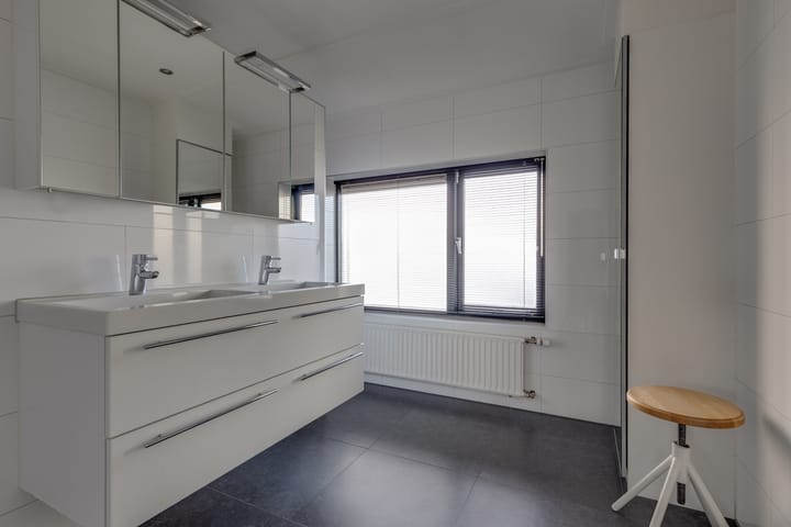 Photo 31 of Buitenschans 6