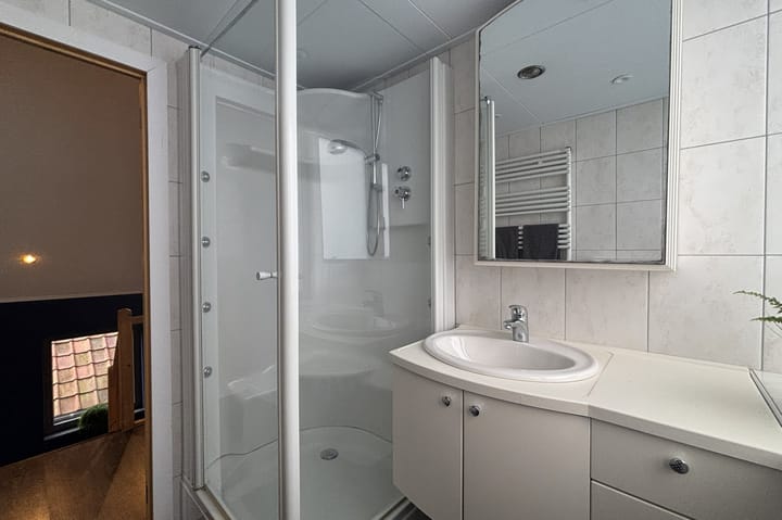 Foto 18 van Burg. Verplankeplein 8