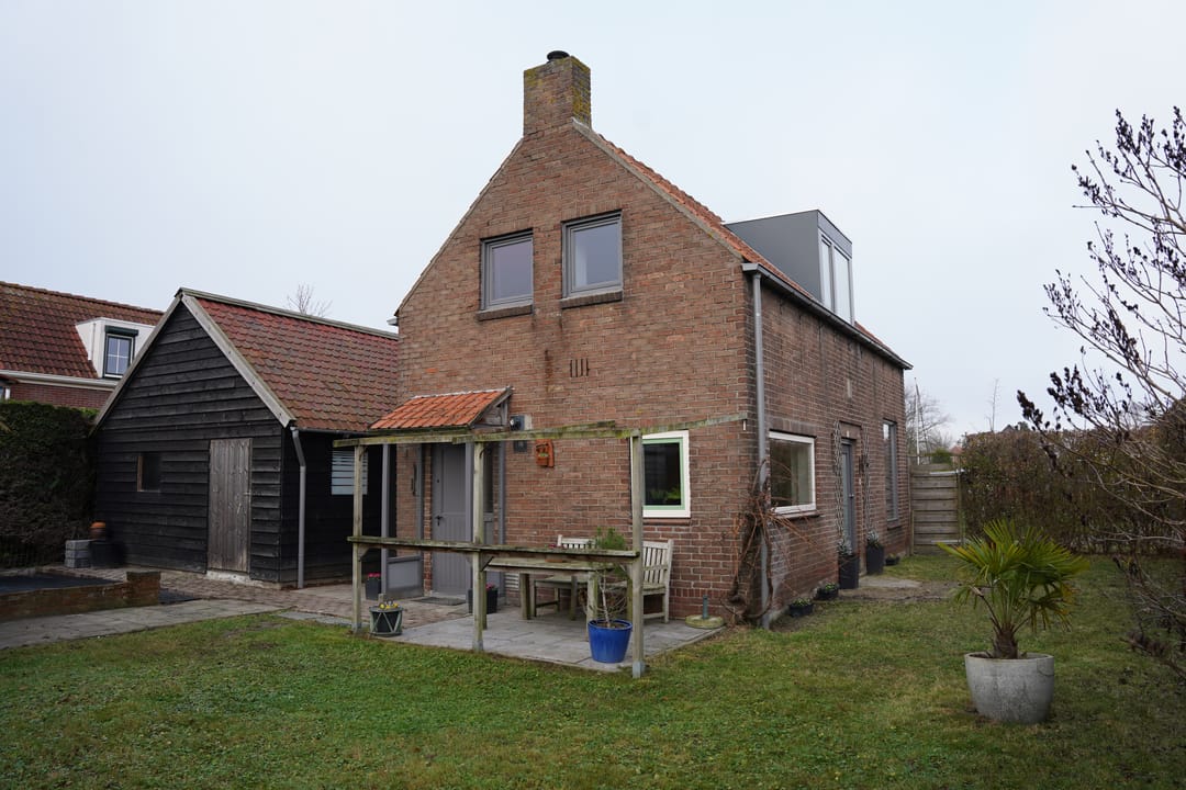 Foto 32 van Burg. Verplankeplein 8