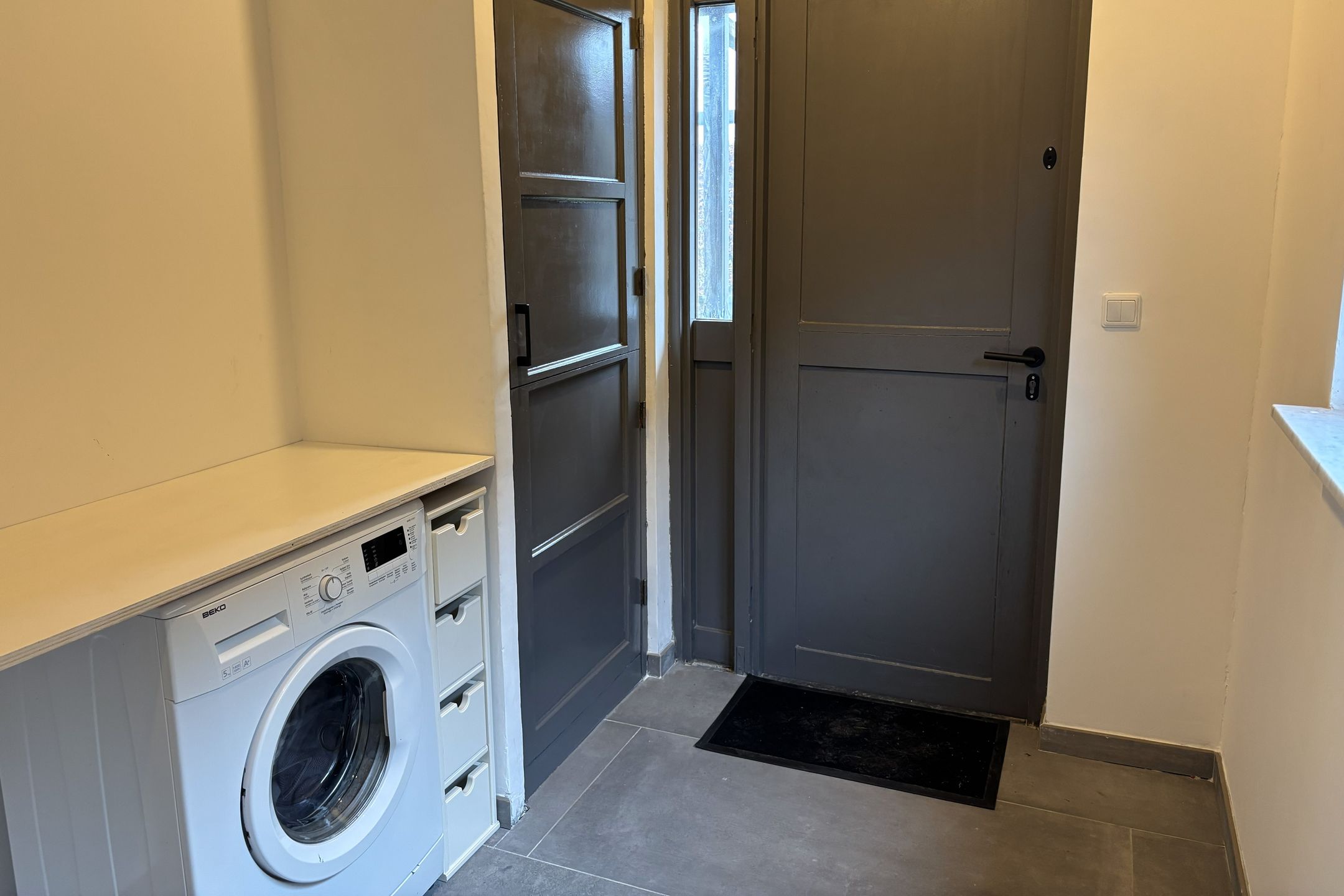 Foto 15 van Burg. Verplankeplein 8