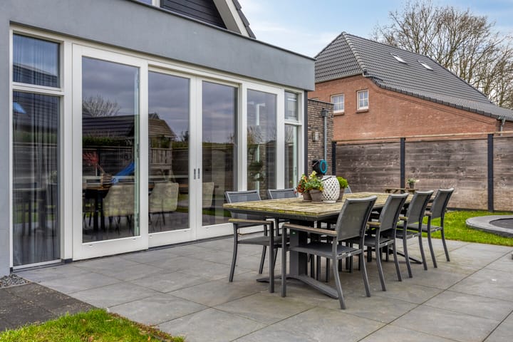 Photo 31 of Vossehol 24-A