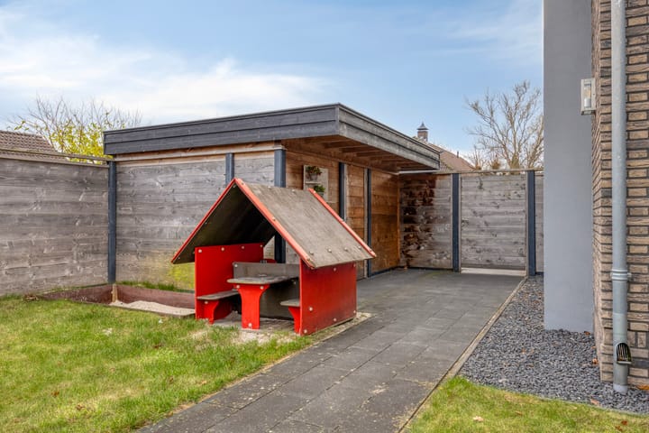 Photo 33 of Vossehol 24-A