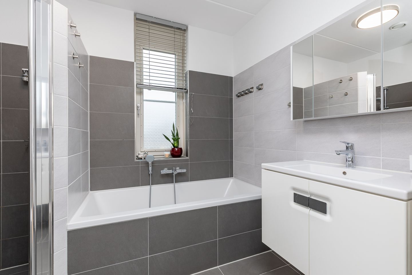 Foto 4 van Marie Curielaan 65