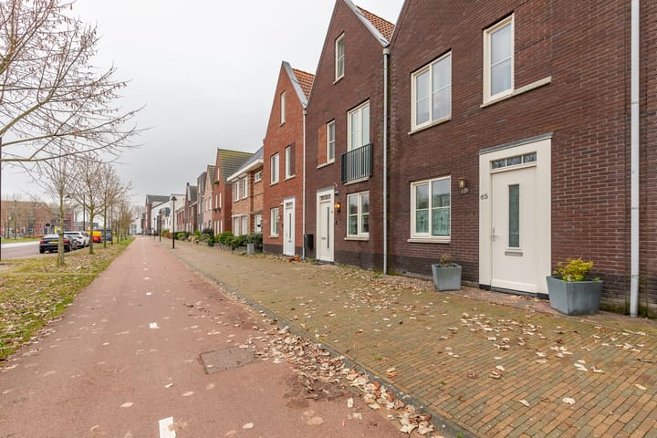 Photo 47 of Marie Curielaan 65