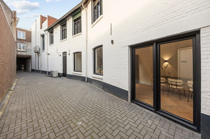Photo 39 of Langstraat 5-E