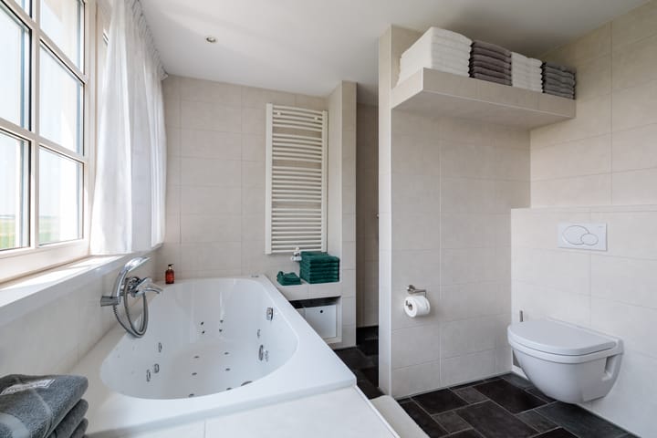 Photo 34 of IJweg 557