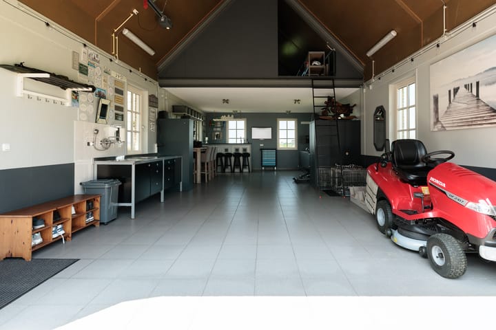 Photo 58 of IJweg 557