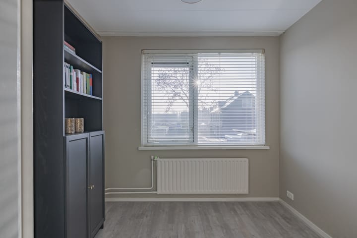 Photo 15 of Anemonenstraat 3