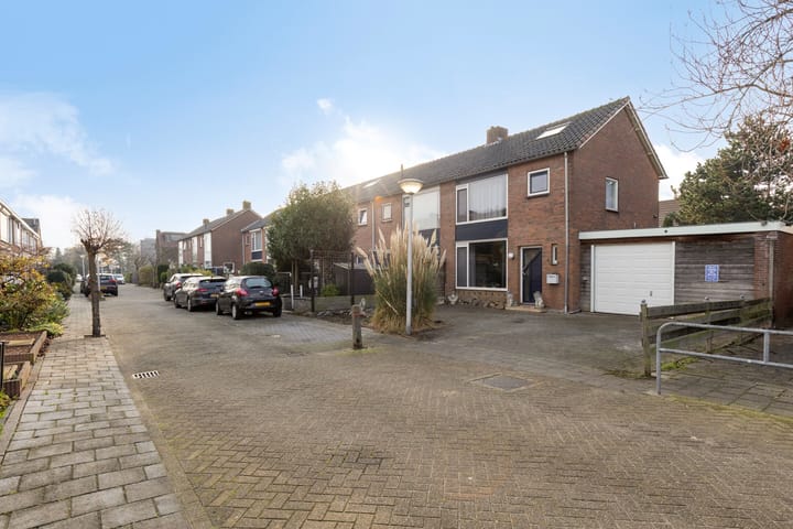 Foto 2 van Johan Hendrik van Kinsbergenstraat 6