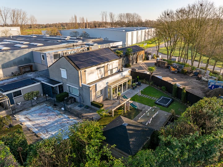 Foto 31 van Broekhuizerweg 1