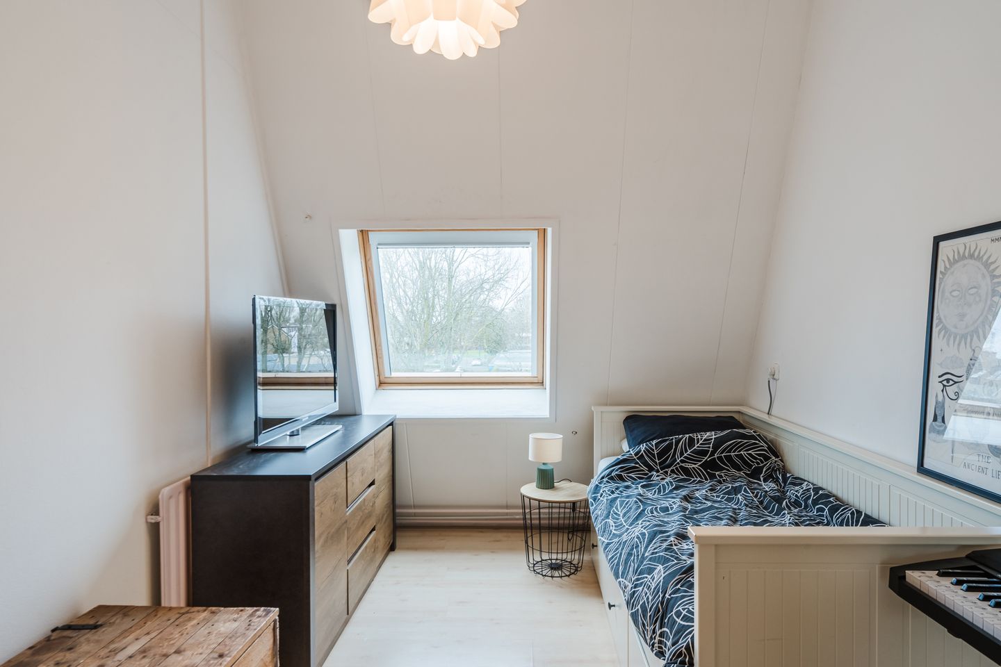 Photo 34 of Saturnuslaan 58