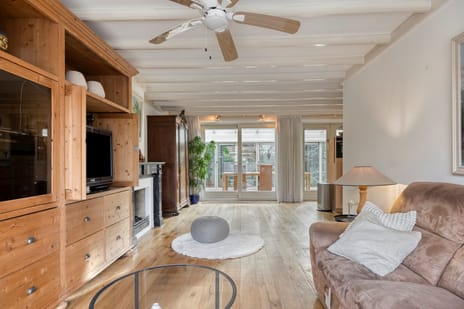 Adelaar 51 secondary image