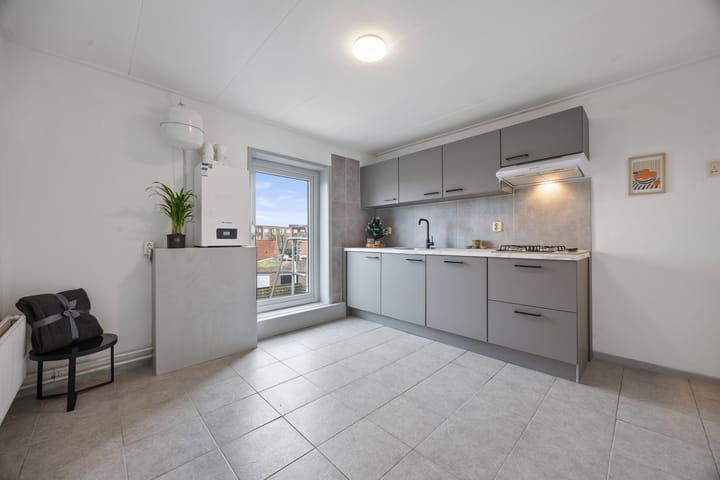 Photo 8 of Plataanplein 10-B