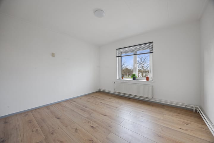 Photo 14 of Plataanplein 10-B