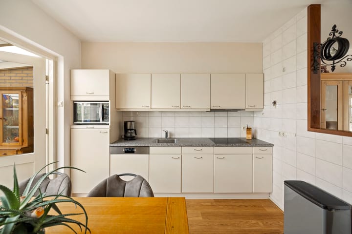 Foto 11 van Jacob van Ruisdaelstraat 56