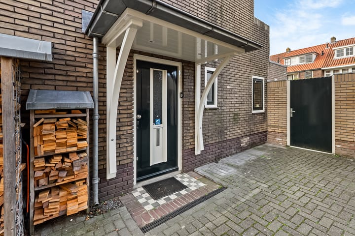 Photo 4 of Hazenstraat 31