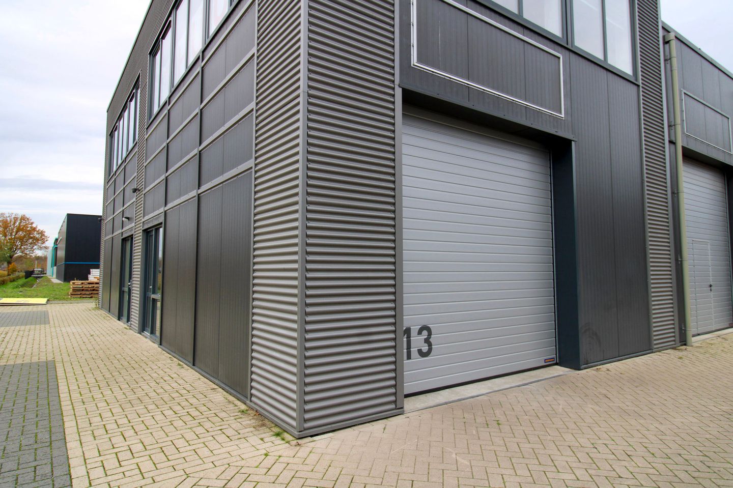 Bekijk foto 3 van Kokerbijl 13